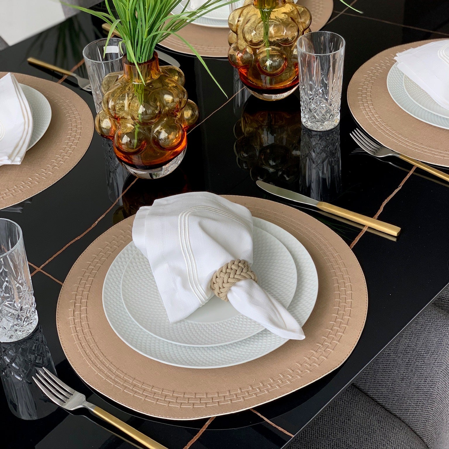 Madrid Napkin with Tonal Embroidery Brown