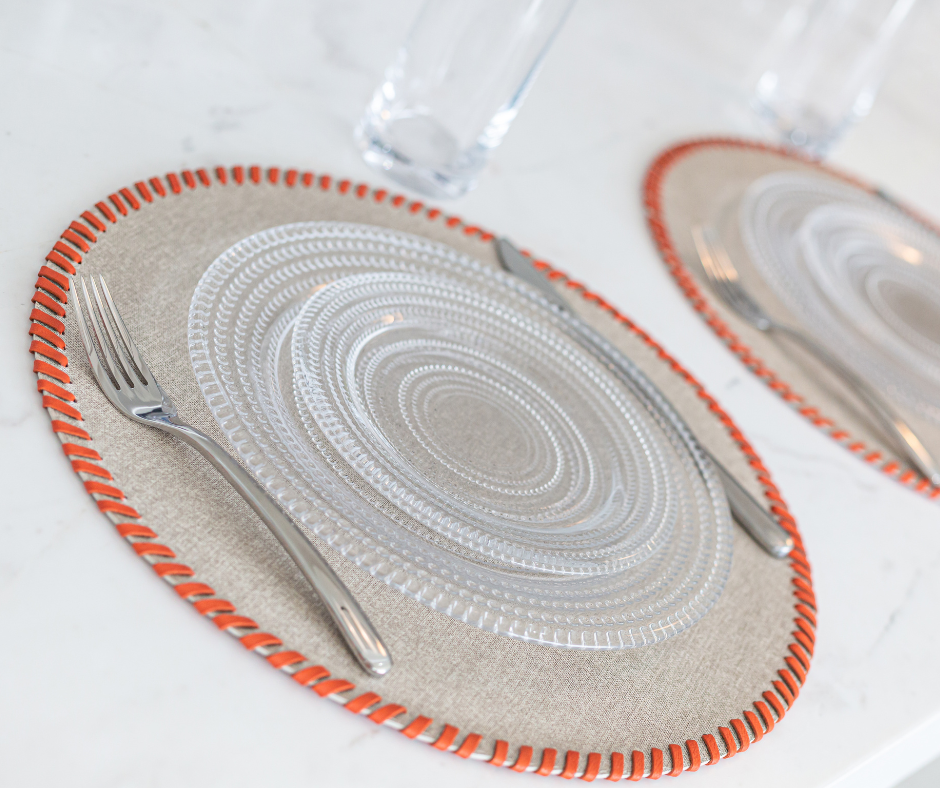 Manhattan Placemat with Leather Detail